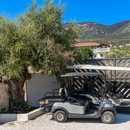 Endless Blue Private Club Trapezaki (Kefalonia)