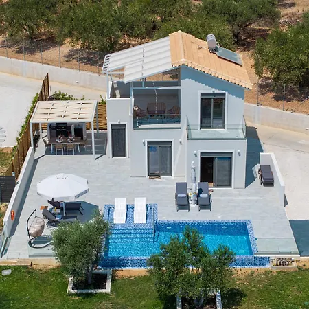 Endless Blue Private Club Villa