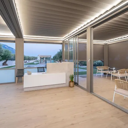 Villa Endless Blue Private Club Trapezaki (Kefalonia)