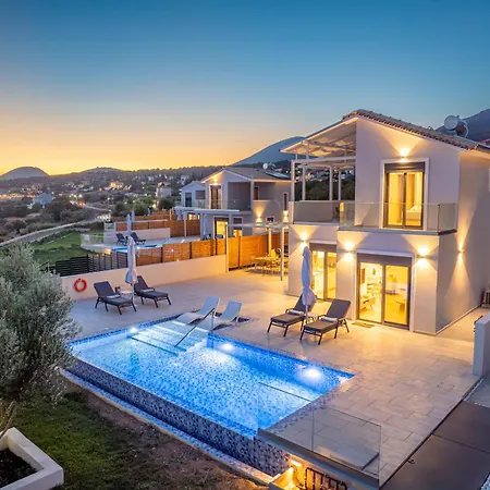 Endless Blue Private Club Villa Trapezaki (Kefalonia)