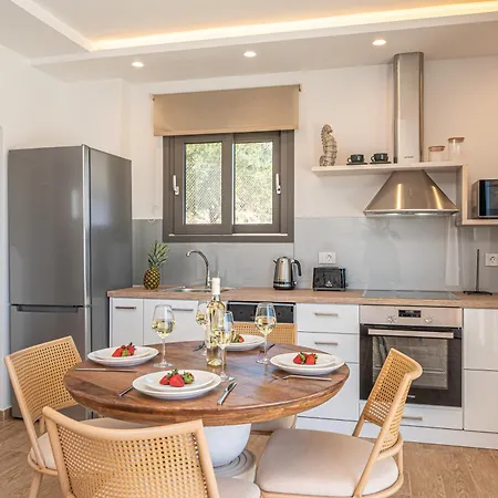 فيلة Endless Blue Private Club *