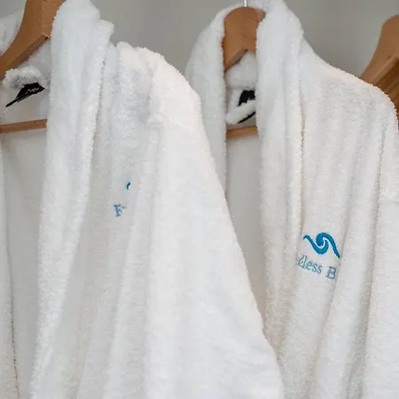 Endless Blue Private Club ترابيزاكي